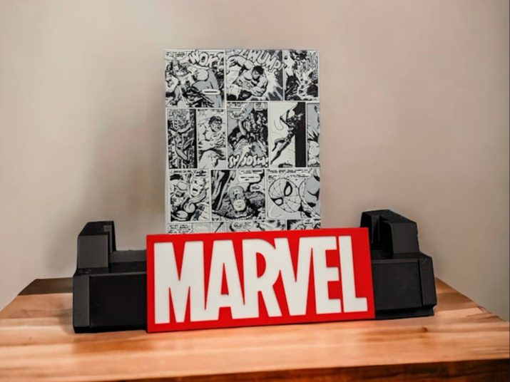 Marvel Comic Book Stand - Graded Comics — vue 1