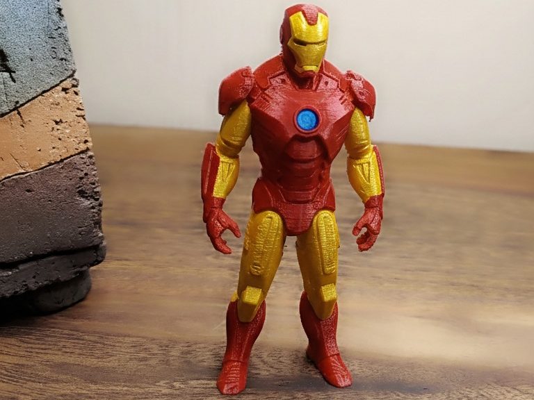 Marvel’s Iron Man – High Detail Desk Toy — vue 1