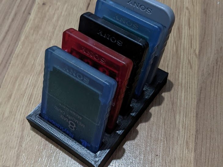 Memory Card Holder PS2 — vue 1