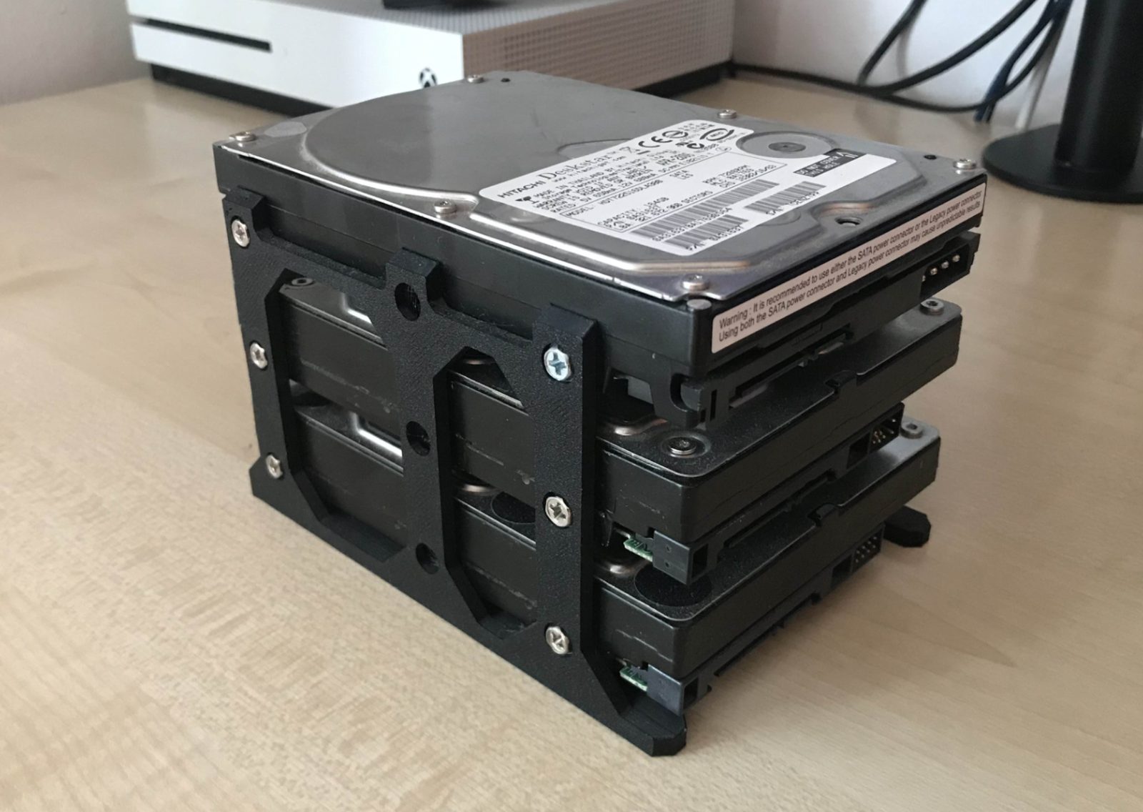 RACK OR TOWER FOR 3,5" HDD Hard drive — vue 1