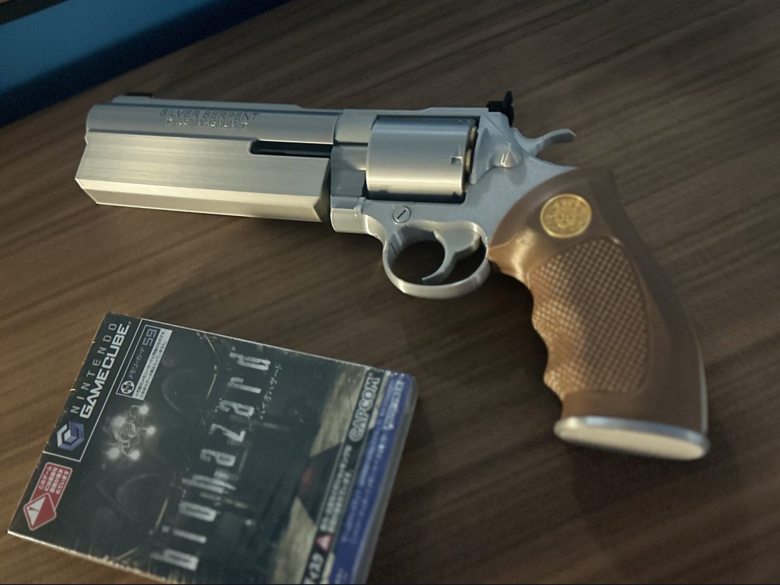 Resident Evil – Silver Serpent Barry's Magnum — vue 1