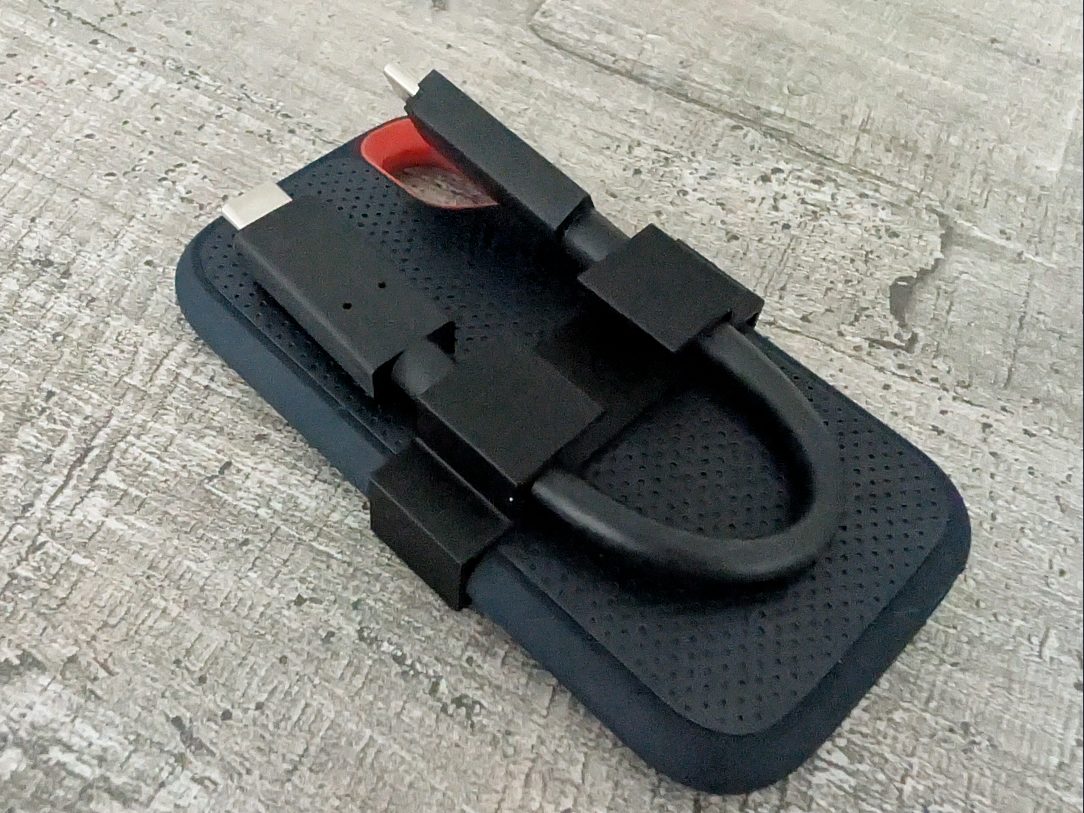 SanDisk Extreme Portable SSD Cable Management — vue 1