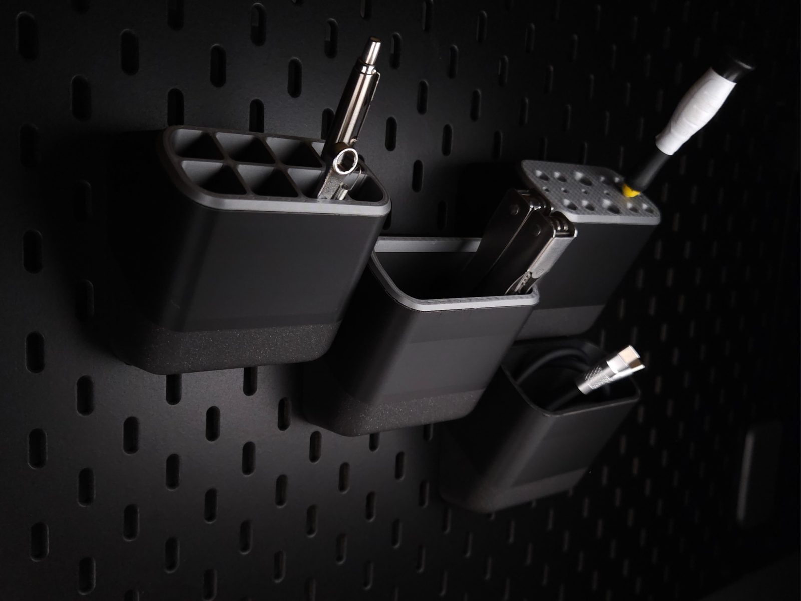Skadis Pockets / Bins / Tool holder — vue 1