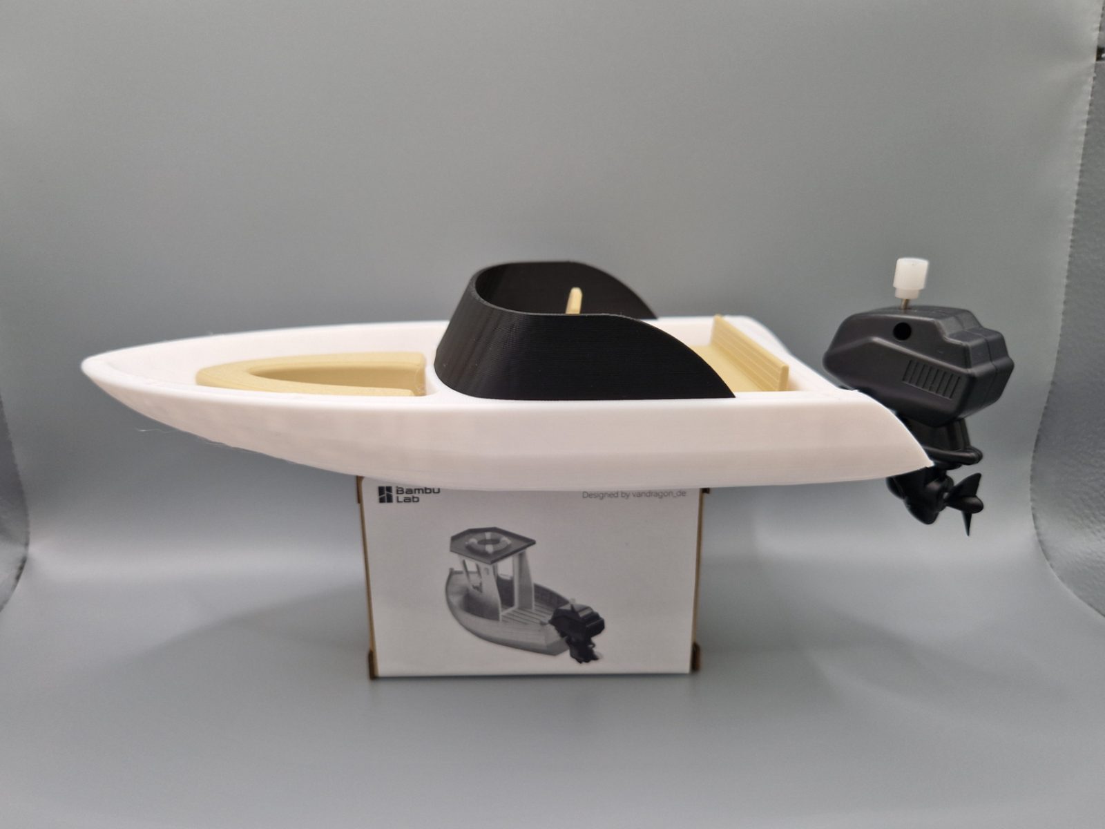 Speed Boat For Kit 010 Motor — vue 1