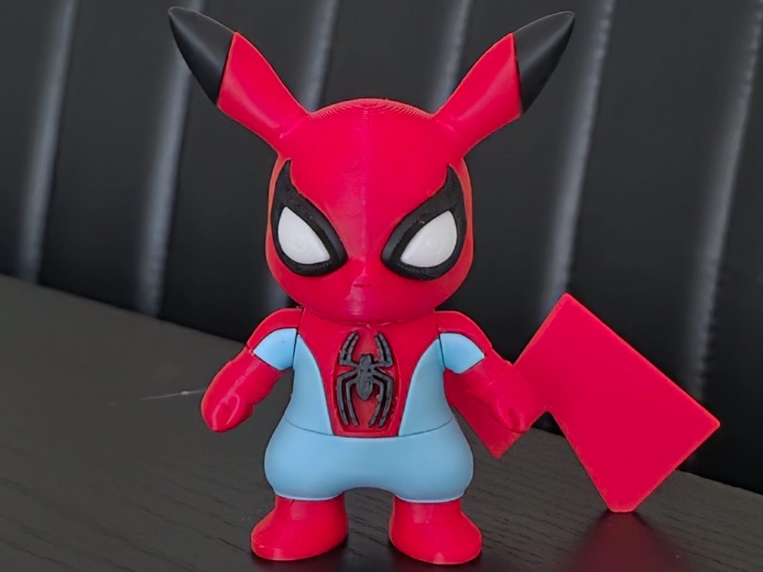 Spider Man - Pikachu (Multiparts) — vue 1