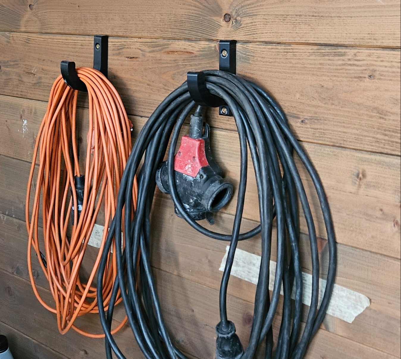 strong wall hook extension cord ladders etc — vue 1