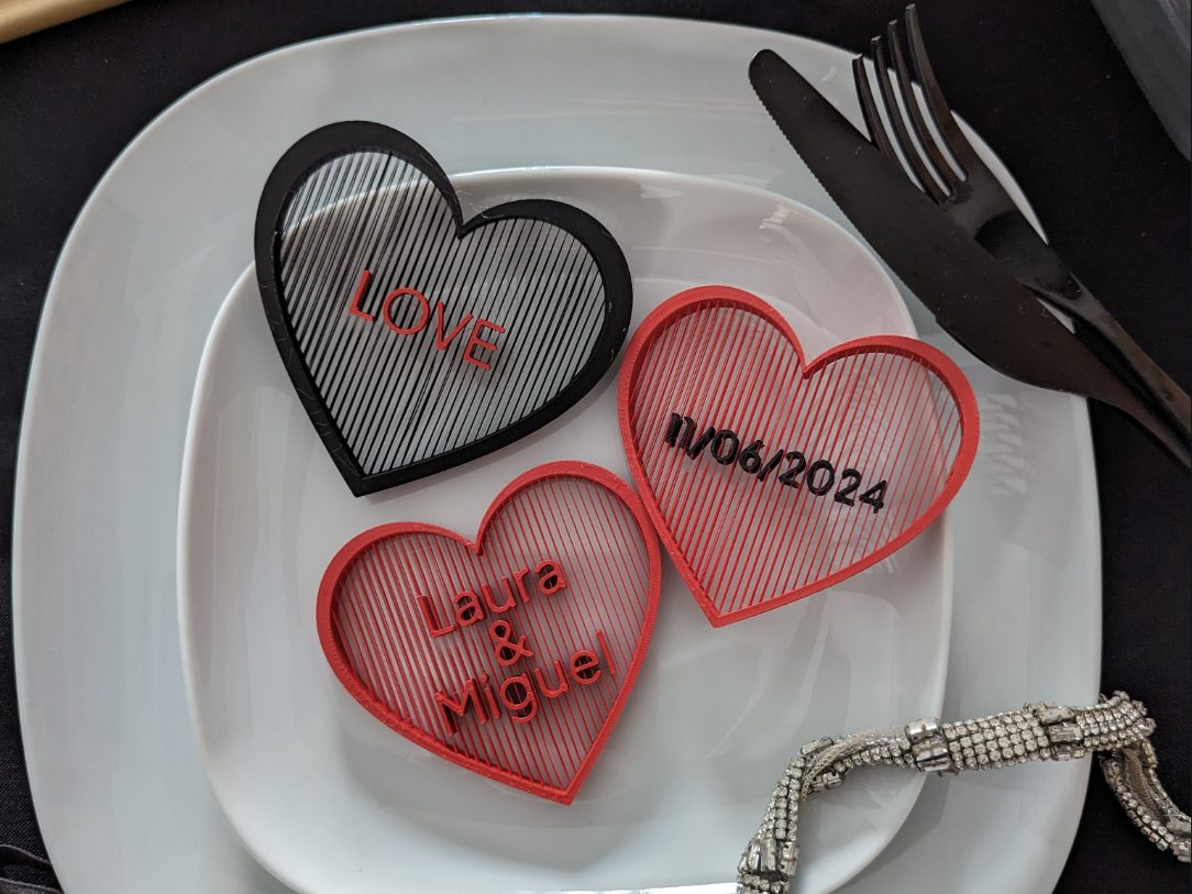 Suspended heart text generator — vue 1