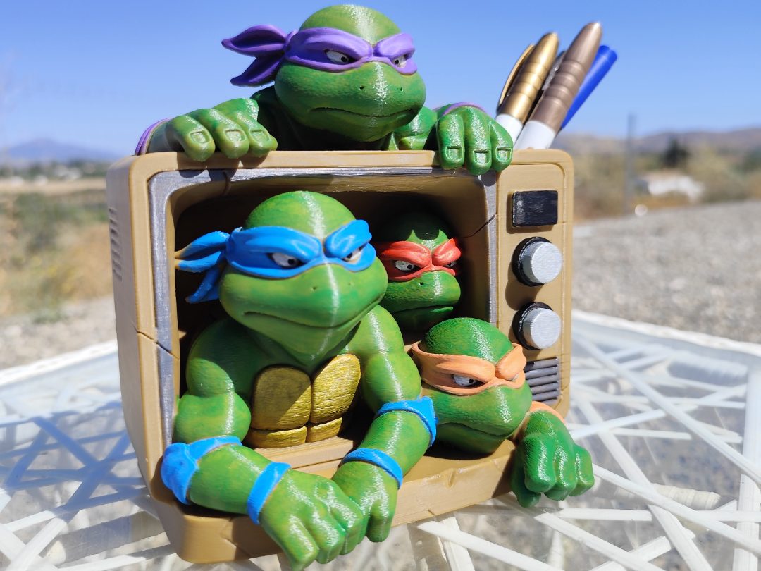 Teenage Mutant Ninja Pen Holder – Retro TV Style — vue 1