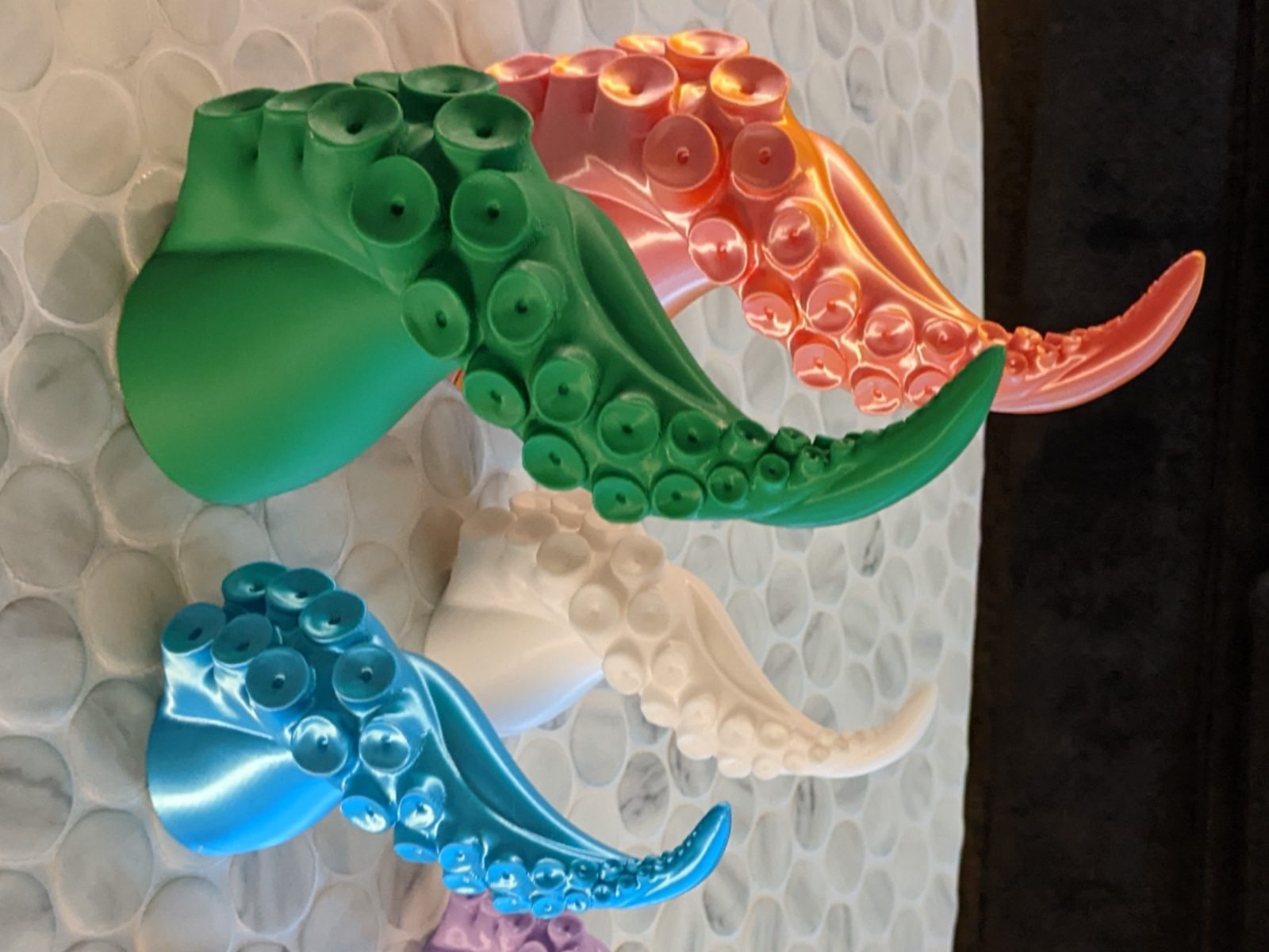 Tentacle Wall Hanger — vue 1