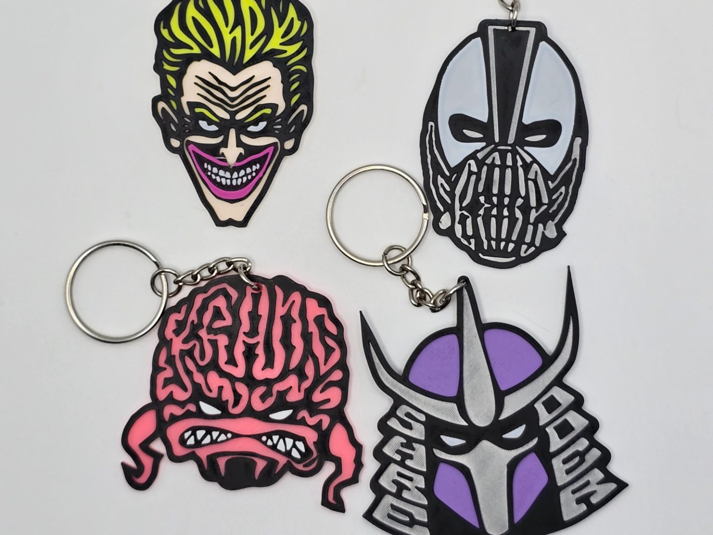 Villain Name Keychains PT 1 — vue 1