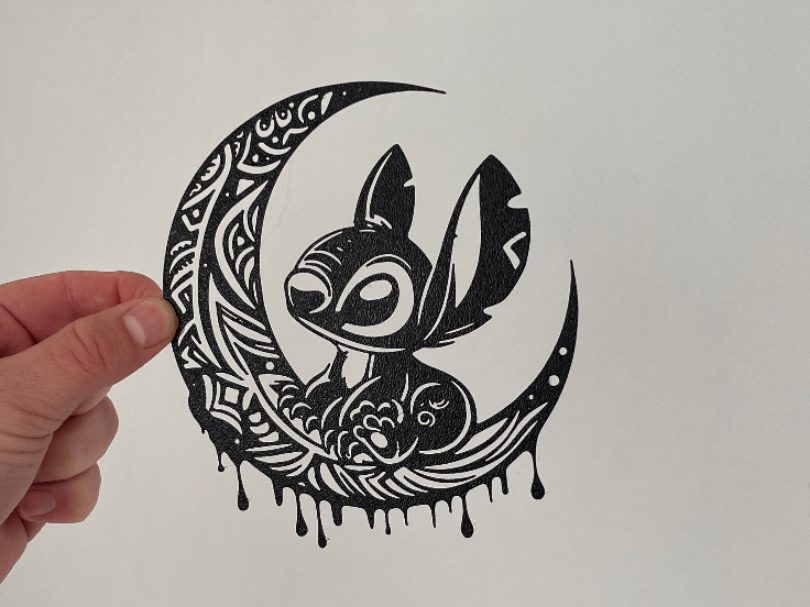 Wall Art - Stitch On The moon — vue 1