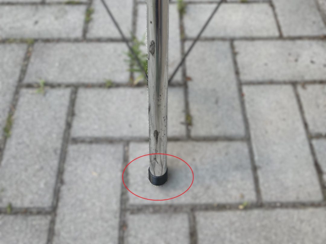 Weber Grill Master Touch Endkappe für Standbein — vue 1